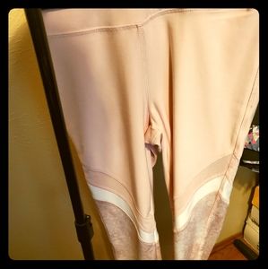 VOGO Pink/Wht Sz Small Leggings